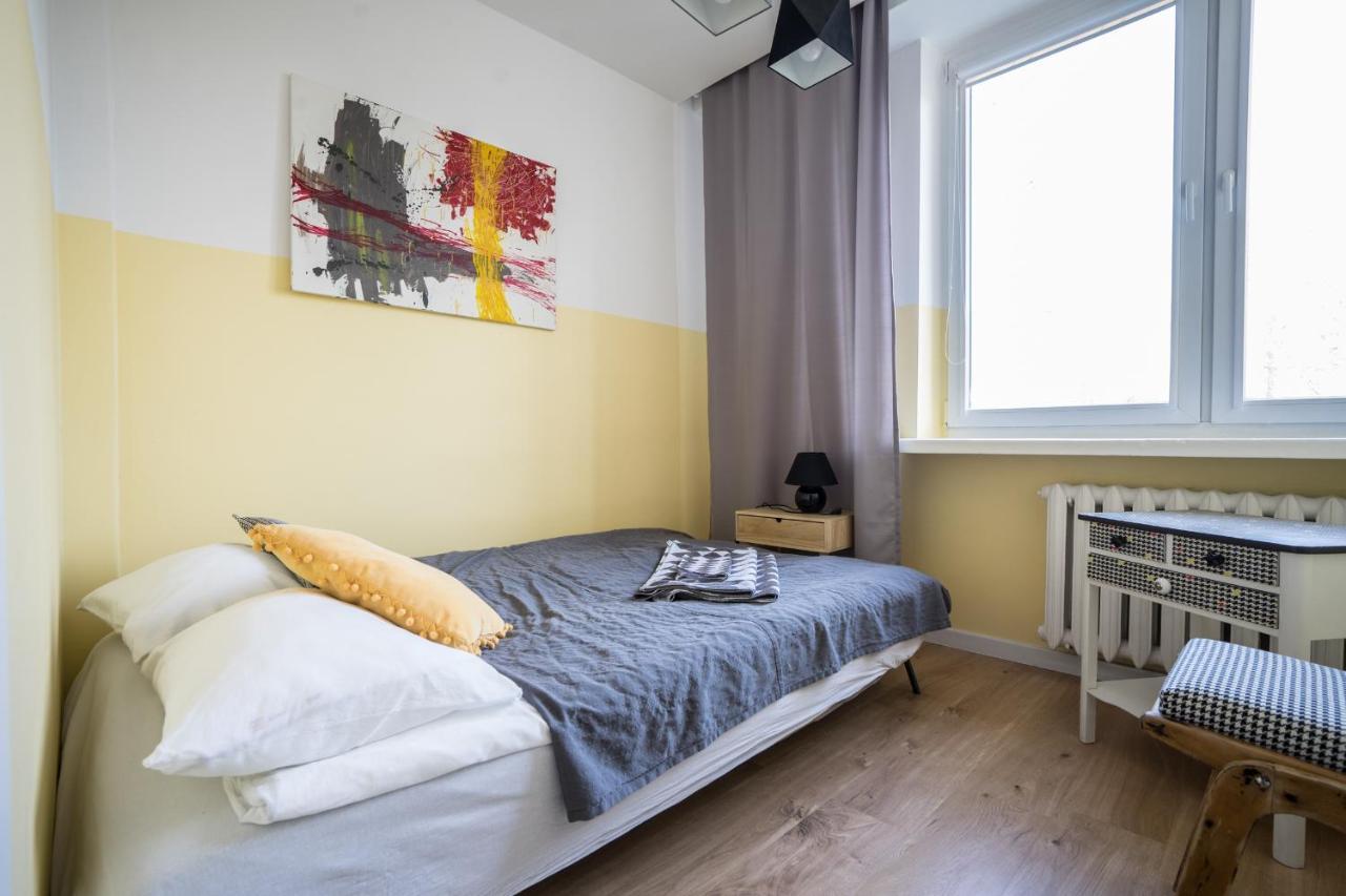 Sloneczny I Cichy Apartament Przy Starym Miescie Varšava Exteriér fotografie