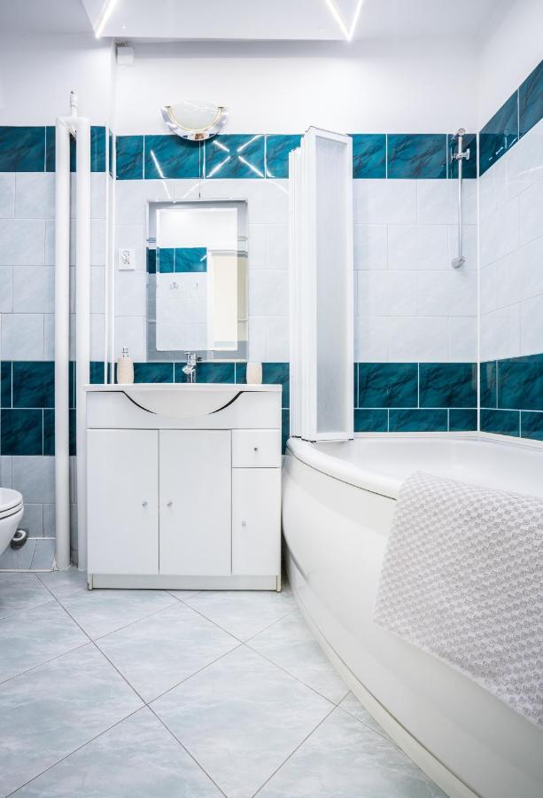 Sloneczny I Cichy Apartament Przy Starym Miescie Varšava Exteriér fotografie