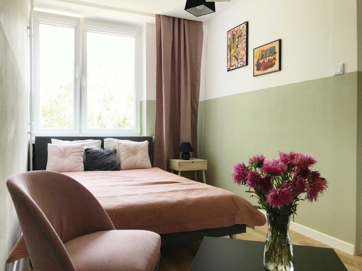 Sloneczny I Cichy Apartament Przy Starym Miescie Varšava Exteriér fotografie